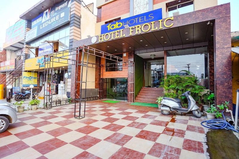 Fabhotel Frolic image