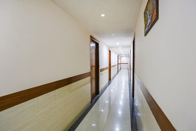 Fabhotel Frolic image