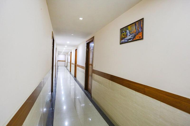 Fabhotel Frolic image