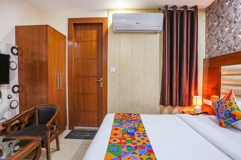 Fabhotel Frolic image