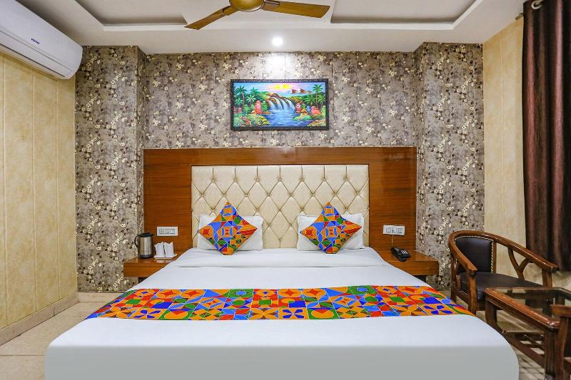 Fabhotel Frolic image