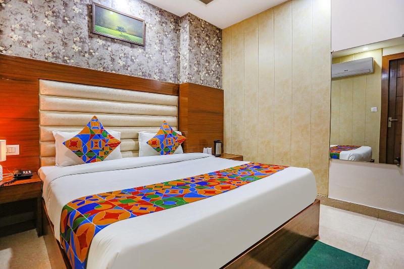 Fabhotel Frolic image