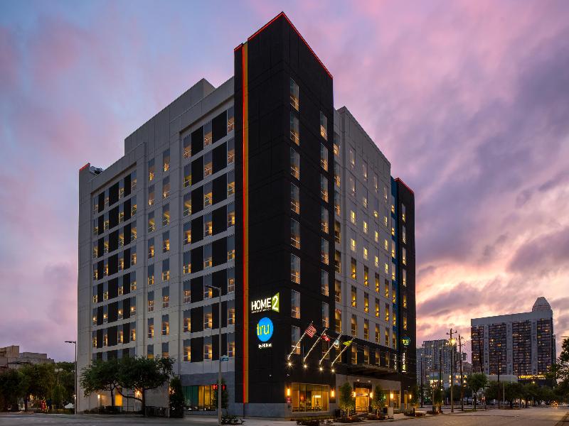 Home2 Suites by Hilton Houston Downtown Convention image
