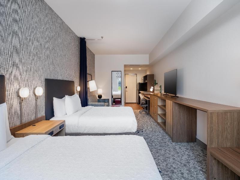 Home2 Suites by Hilton Houston Downtown Convention image