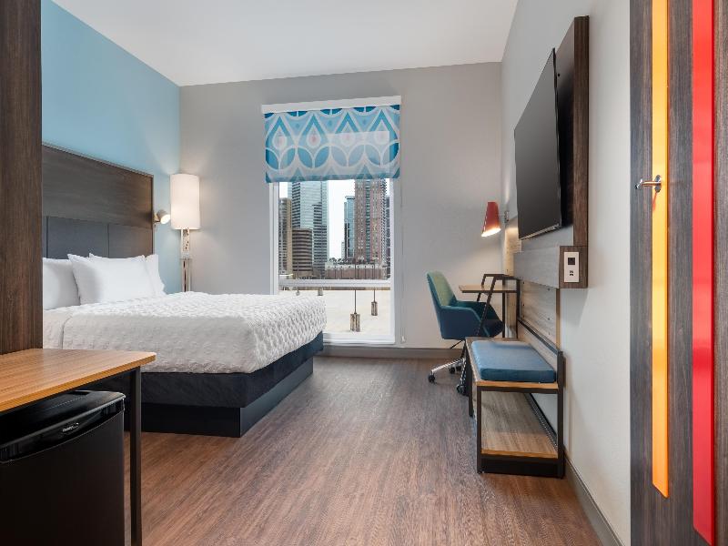 Home2 Suites by Hilton Houston Downtown Convention image