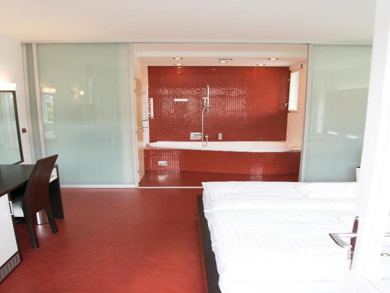 Hotel Krystal image