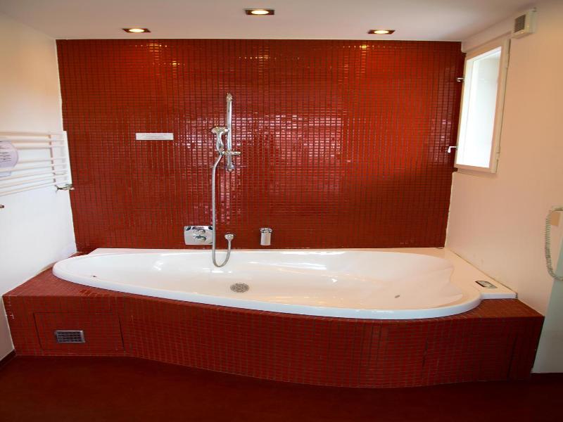 Hotel Krystal image