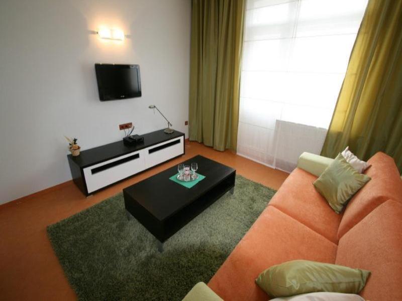 Hotel Krystal image