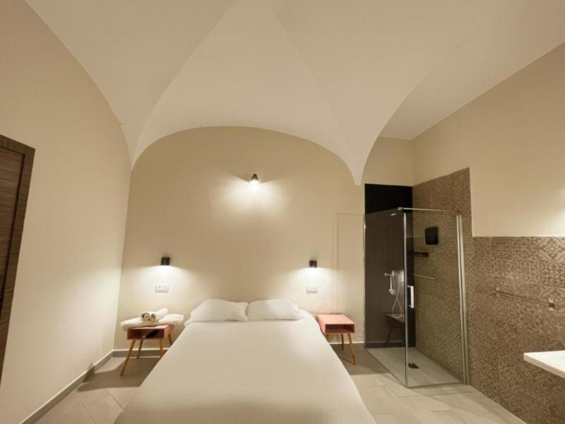 Hostal Pompeya image