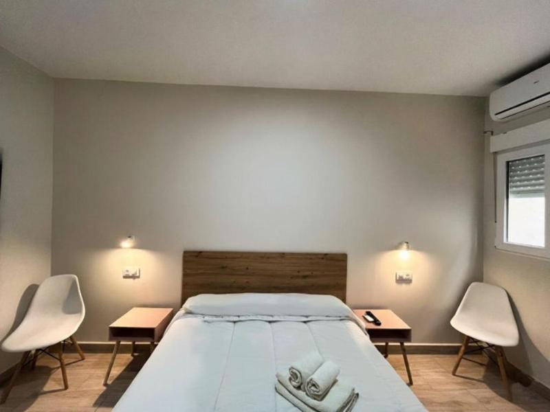 Hostal Pompeya image