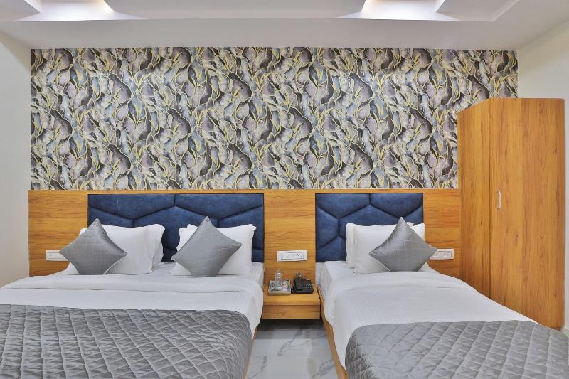 Hotel Viva Inn image