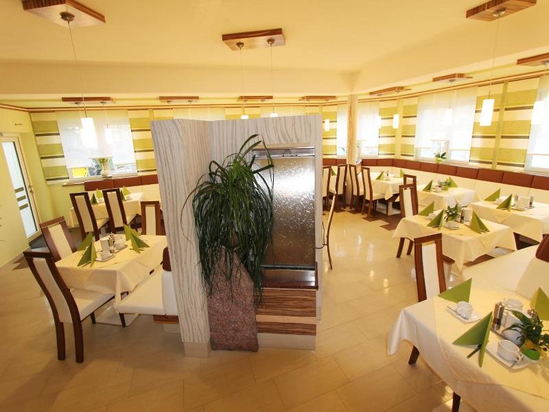 Hotel Garni Thermenglv Ck image