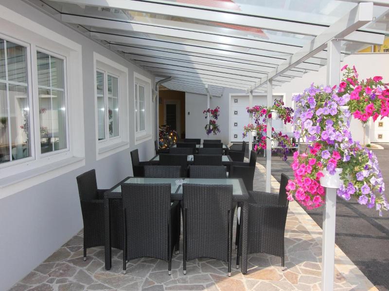 Hotel Garni Thermenglv Ck image