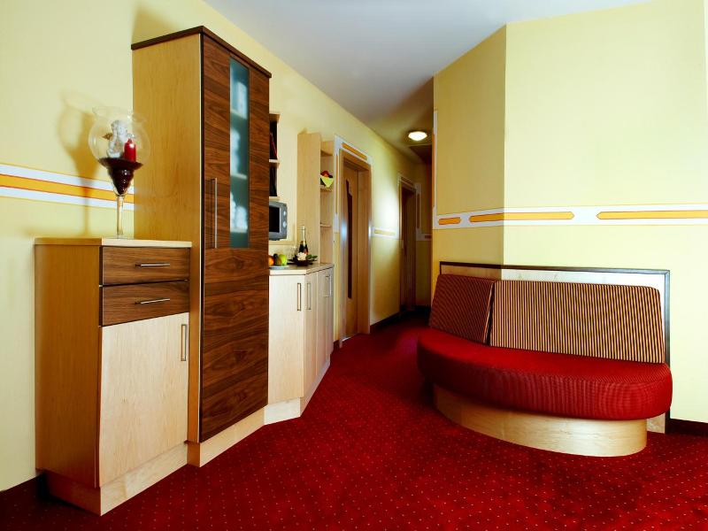 Hotel Garni Thermenglv Ck image