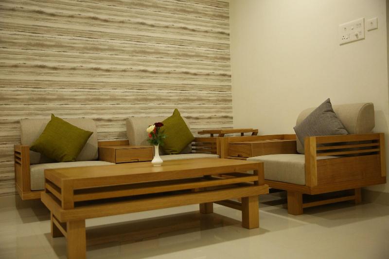 Mg Iris Hotel image