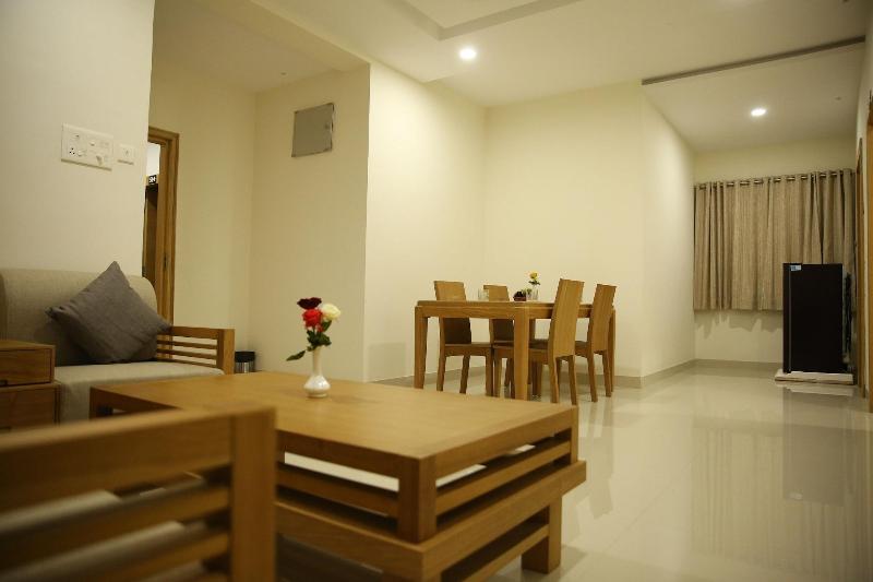 Mg Iris Hotel image