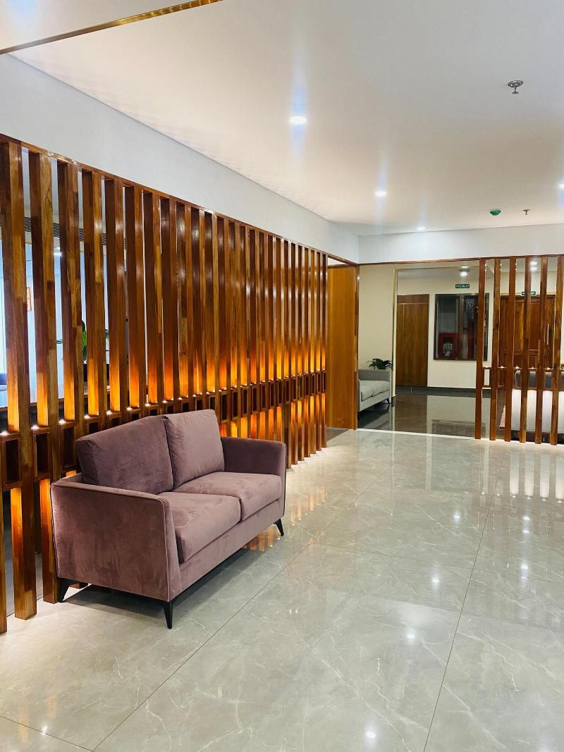 The Habitat Suites image
