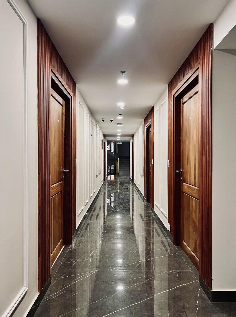 The Habitat Suites image
