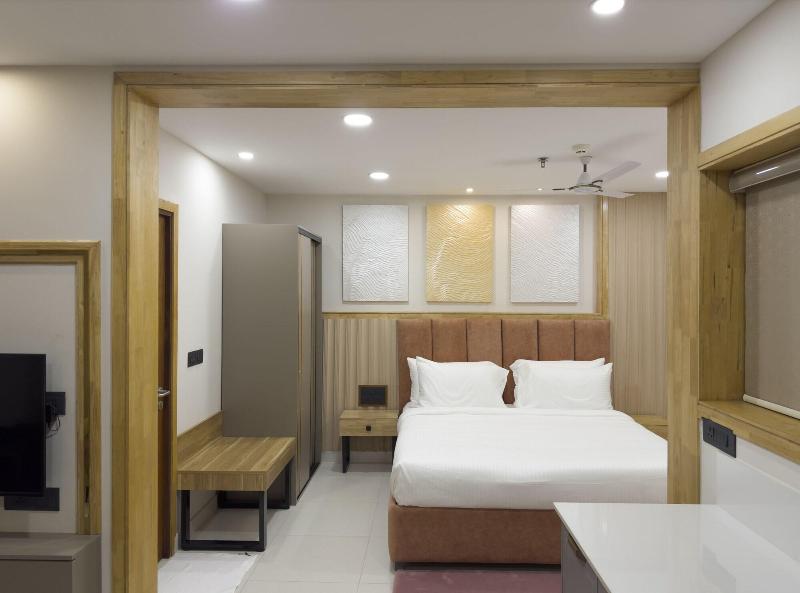 The Habitat Suites image
