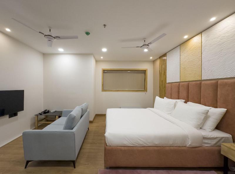 The Habitat Suites image