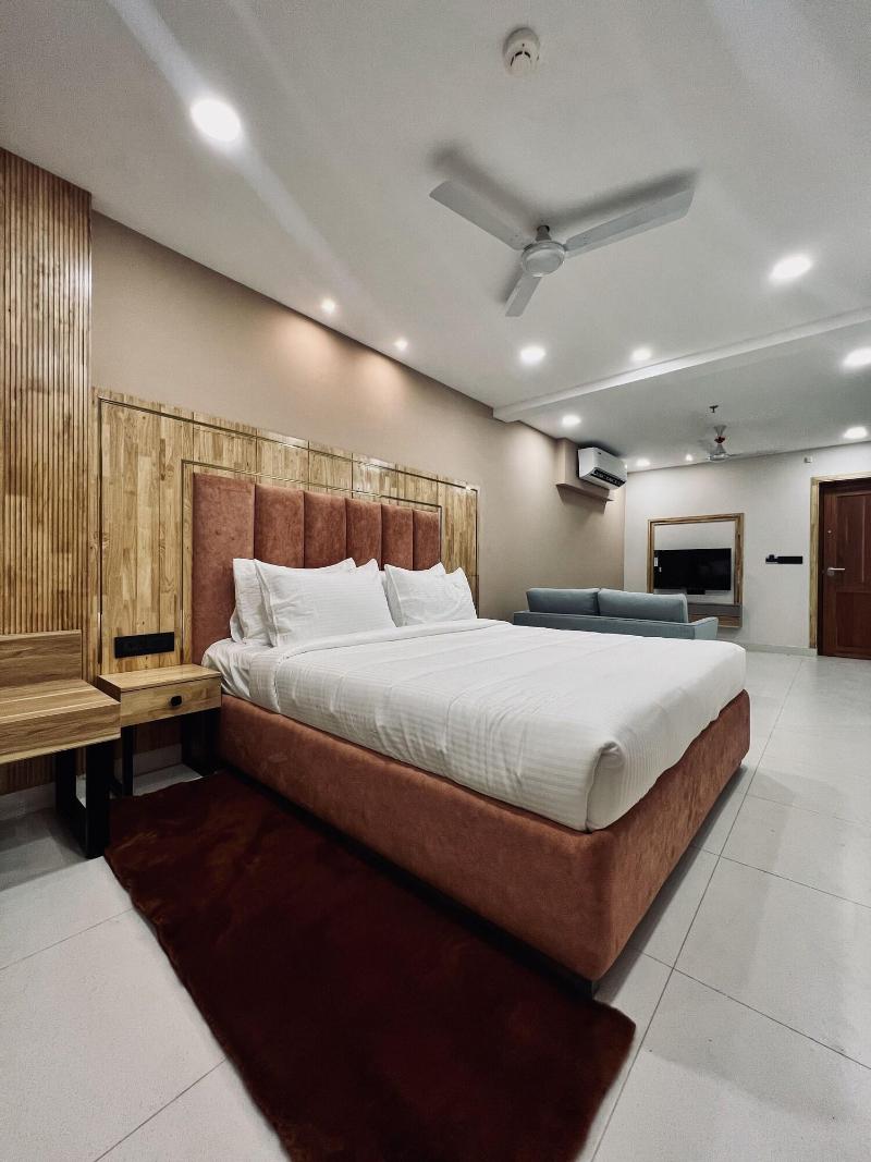 The Habitat Suites image