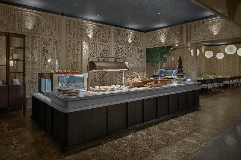 HUALUXE Shenzhen Bao'an