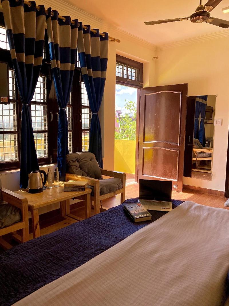 Shalom Backpackers Rishikesh image