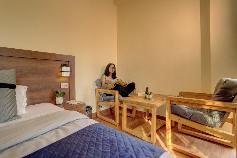 Shalom Backpackers Rishikesh image