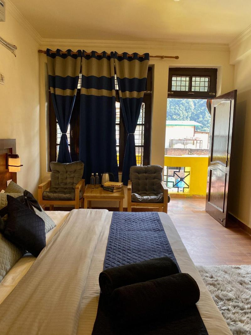 Shalom Backpackers Rishikesh image