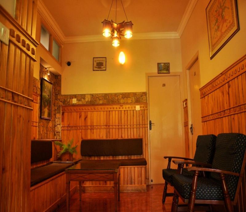 Pine Borough Inn image