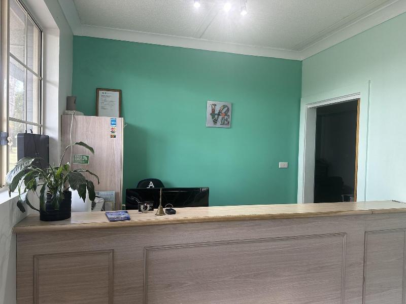 Temora Motel