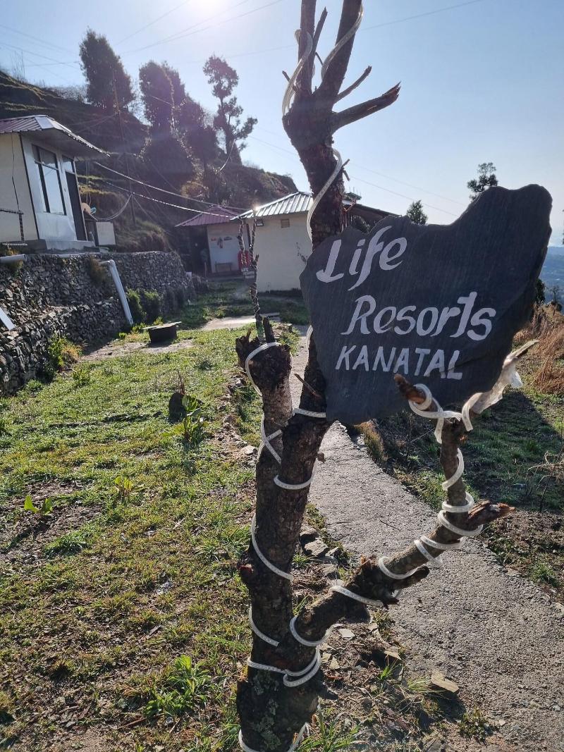 Life Resorts