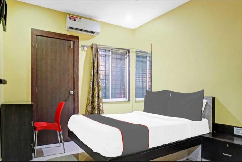 Hotel Carnival image