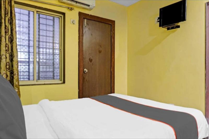 Hotel Carnival image