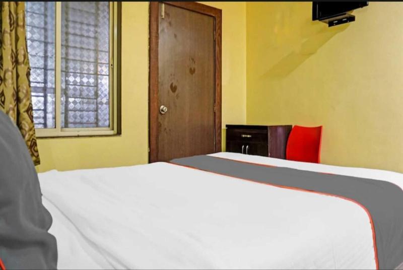 Hotel Carnival image