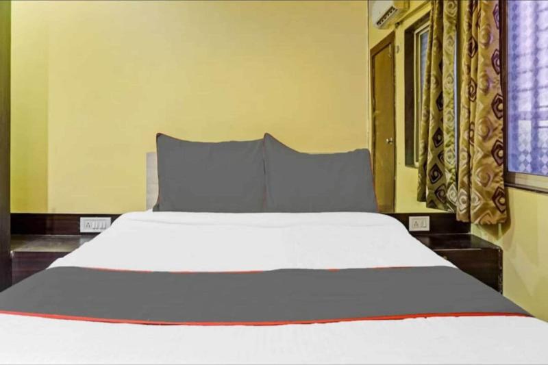 Hotel Carnival image