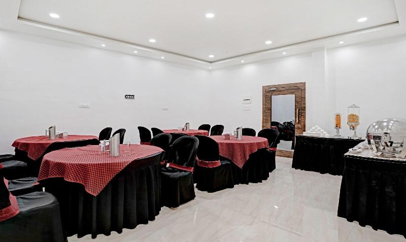 Treebo Varsha Palace image