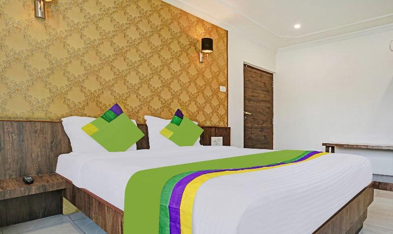 Treebo Varsha Palace image
