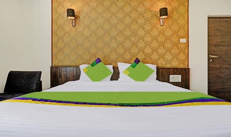 Treebo Varsha Palace image