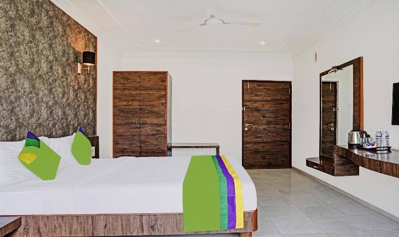 Treebo Varsha Palace image