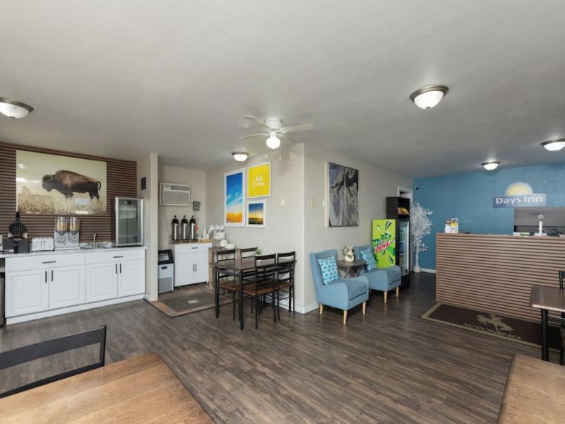 Days Inn by Wyndham Wheatland image