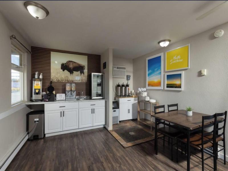 Days Inn by Wyndham Wheatland image