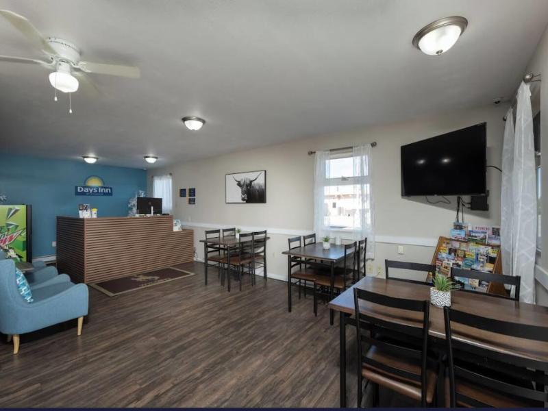 Days Inn by Wyndham Wheatland image