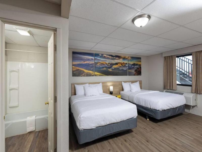 Days Inn by Wyndham Wheatland image