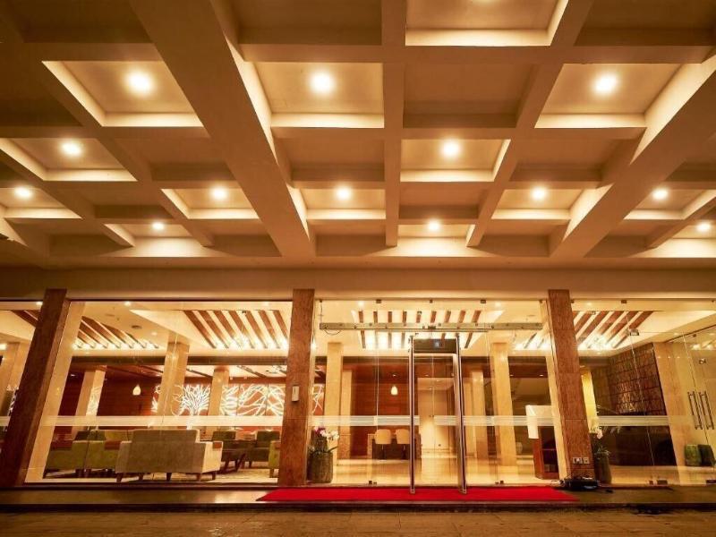 Vibe Munnar Resort & Spa image
