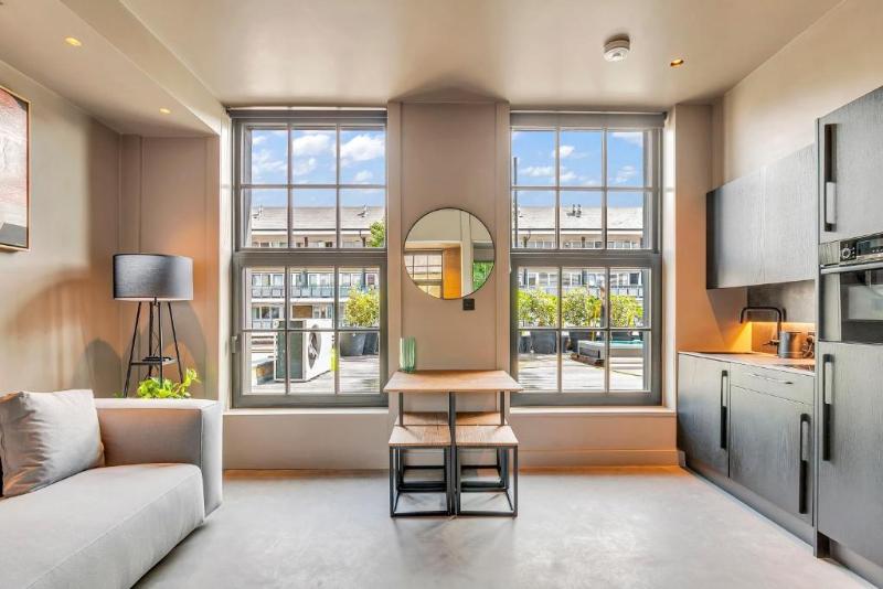 Kings House - Image 3