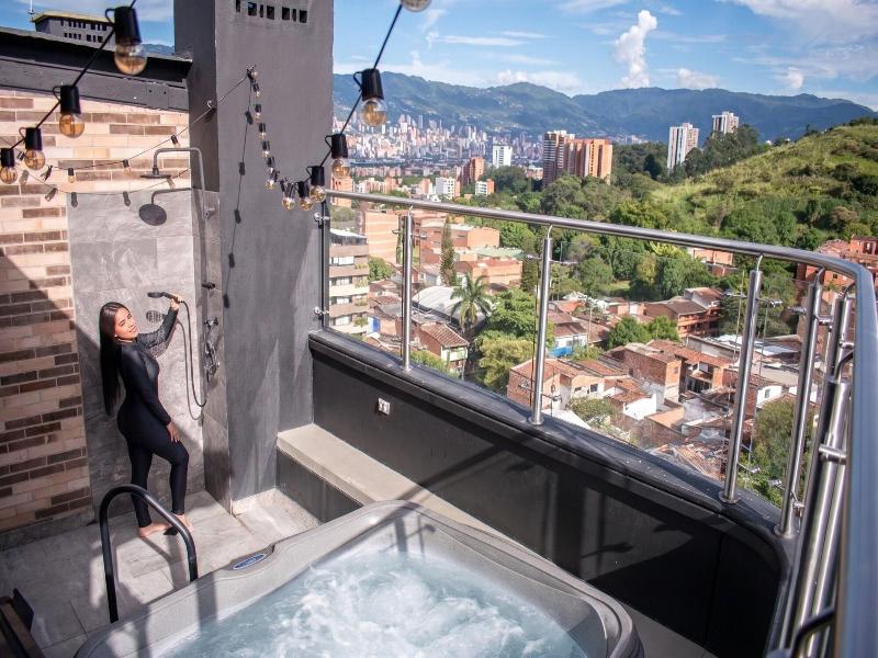 Hotel Living 35 Suites image