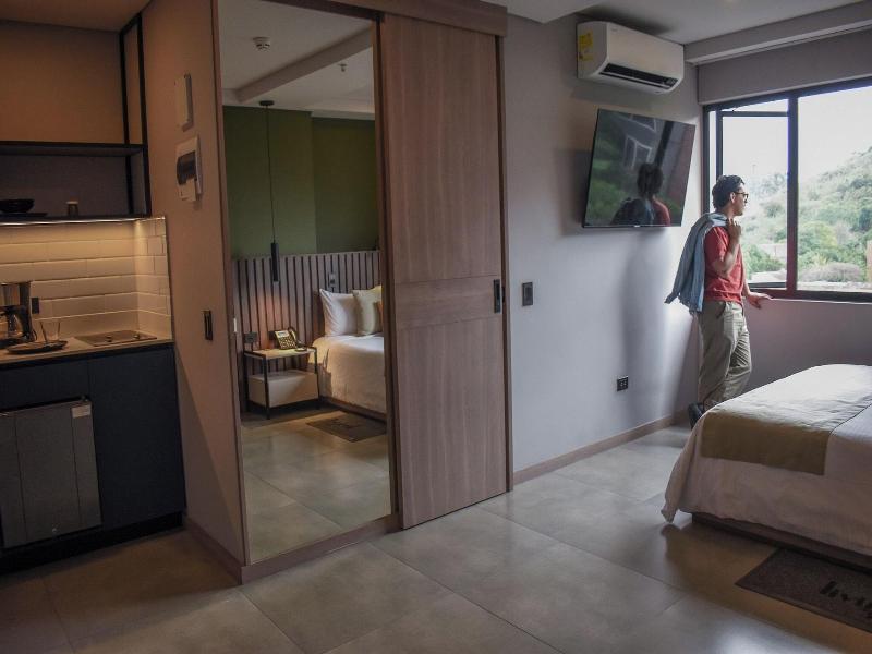 Hotel Living 35 Suites image