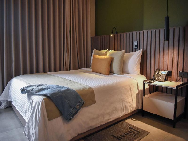 Hotel Living 35 Suites image