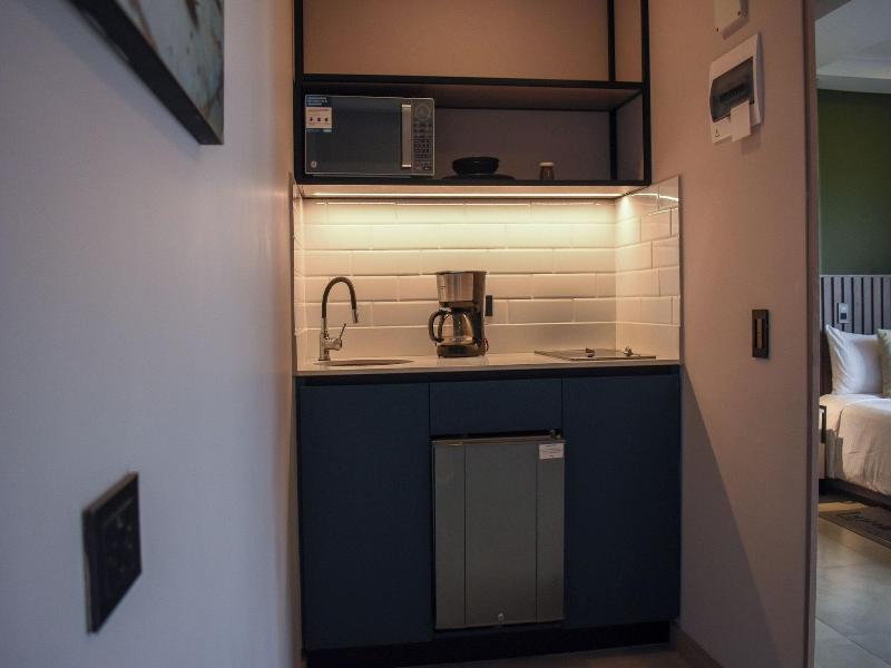 Hotel Living 35 Suites image